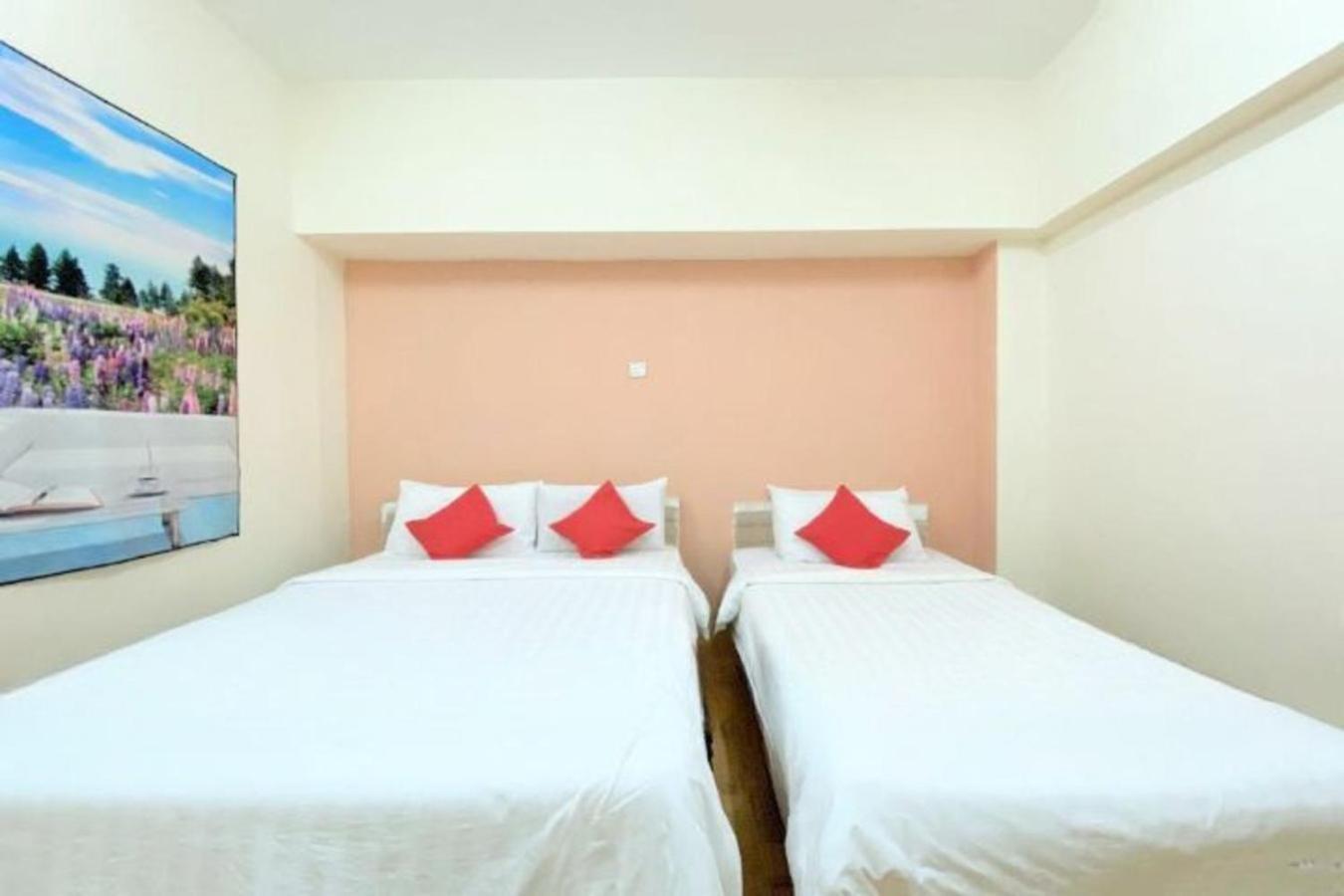 B Hotel Penang George Town Esterno foto
